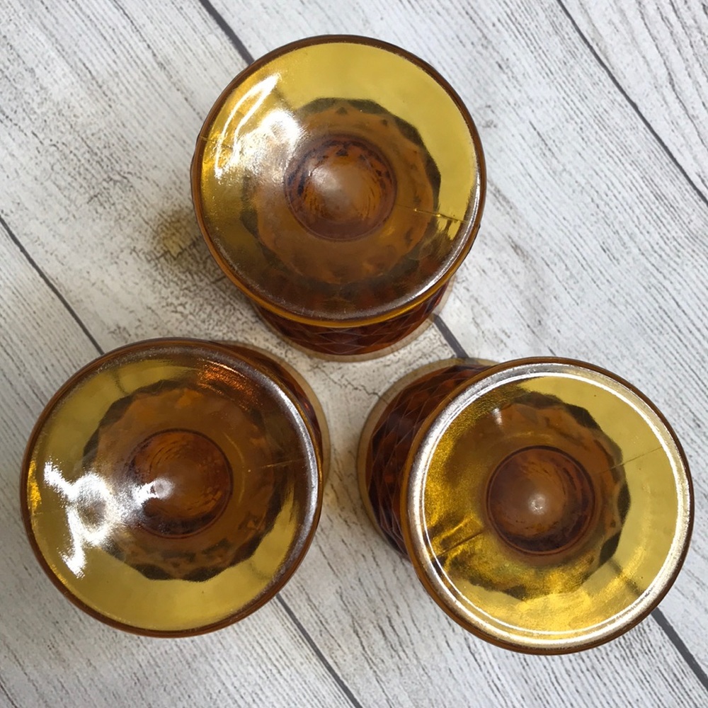 3 Vintage Amber textured water glasses - Picture 4 of 6